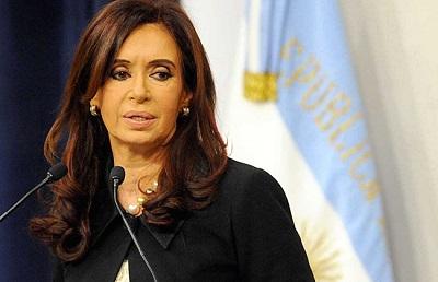 Presidenta argentina reanuda actividad oficial tras faringitis
