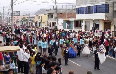 Parroquia Leonidas Plaza celebró aniversario de parroquialización con desfile y baile