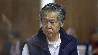 Fujimori es internado en una clínica para realizarse exámenes médicos