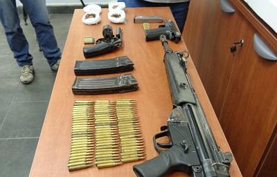 Policía incauta 8 armas y 116 municiones