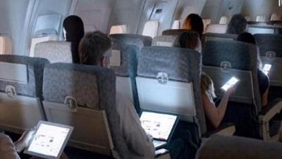 Brasil permitirá el uso de aparatos electrónicos en vuelos comerciales