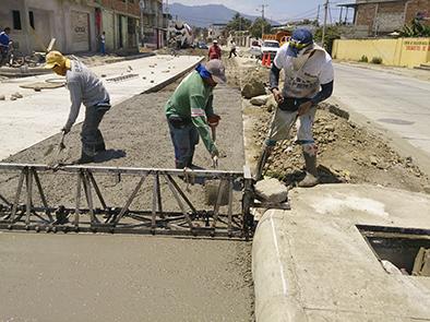 Falta de hormigón atrasa obras en avenida del Ejército