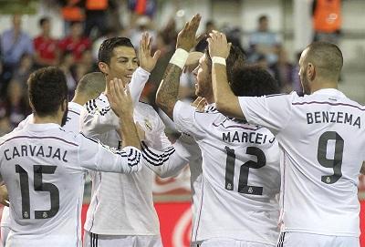 El Real Madrid golea 4-0 y se consolida como líder