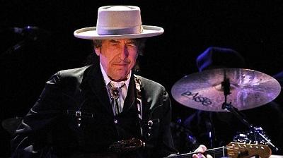 Bob Dylan versiona temas popularizados por Frank Sinatra en su nuevo disco