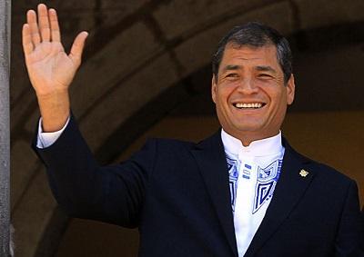 Correa reitera apoyo a Santos en 'labor histórica' en busca paz en Colombia
