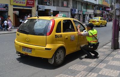 Se aprueba nueva tarifa para el servicio de taxis en Santo Domingo