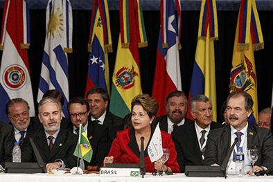 Rousseff asume el mando en mercosur