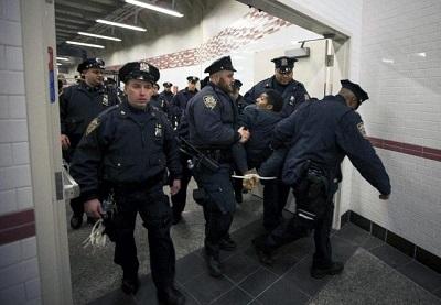 Siete detenidos en Nueva York por amenazas a la Policía y falsos informes