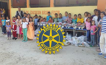 Club Rotario Portoviejo entrega ayuda | El Diario Ecuador