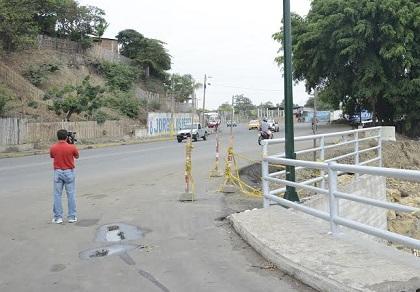 Se reanudan trabajos en puente El Guabito