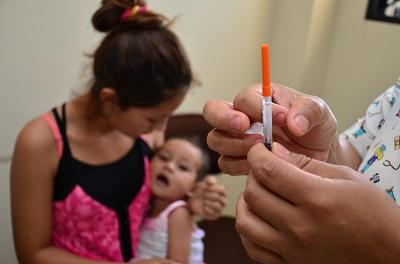 Déficit de la vacuna pentavalente en Santo Domingo