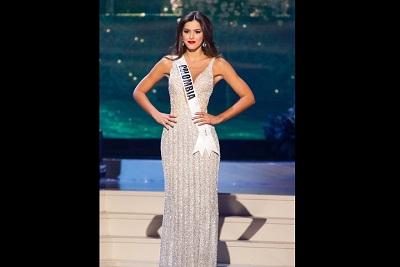 La colombiana Paulina Vega es la nueva Miss Universo
