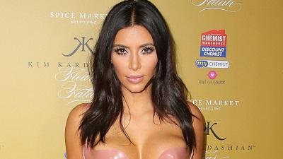 Kim Kardashian participa en comercial para el Super Bowl