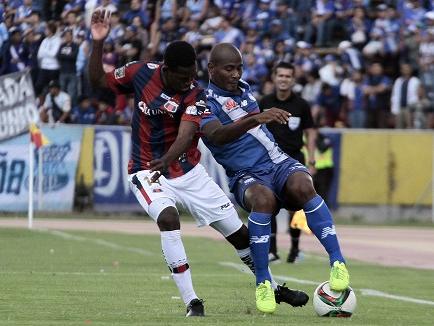 Emelec empató 1-1 con Deportivo Quito en el Atahualpa