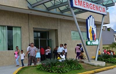 Enfermera se suicida dentro del Hospital del IESS y deja en orfandad a dos niñas