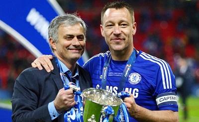 Terry continuará en el Chelsea la próxima temporada, según Mourinho