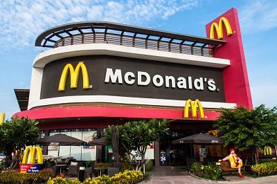 McDonald's retirará pollo y leche con hormonas artificiales en EE.UU.