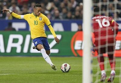 Comandado por Neymar, Brasil goleó 3-1 a Francia