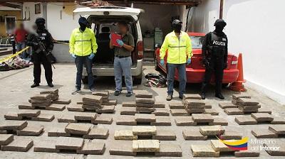 Droga decomisada en Guayas salió de Santo Domingo, según la Policía