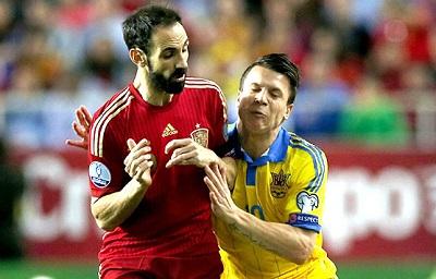 España vence a Ucrania con gol de Morata
