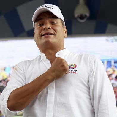 Presidente Rafael Correa cuestiona a los “vasallos” en sabatina