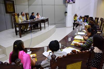 Consejo Municipal de Santo Domingo aprobó en segundo debate la reducción de sueldos