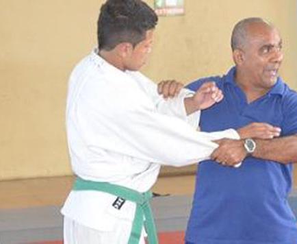 Cinco judocas manabitas compiten en guayaquil