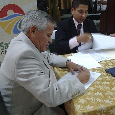 Municipio de Santa Ana y la Unesum firman  dos convenios