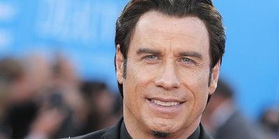 John Travolta sorprende en Florida con donación para centro de artes