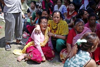 Nuevo terremoto de 7,3 grados golpea a Nepal y deja otros 36 muertos