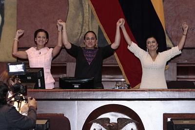 Gabriela Rivadeneira es ratificada como presidenta de la Asamblea