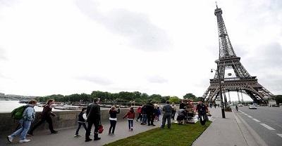 La Torre Eiffel reabre sus instalaciones tras siete horas de protesta