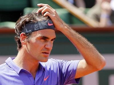 Federer acosado por un cazador de 'selfies', critica la seguridad