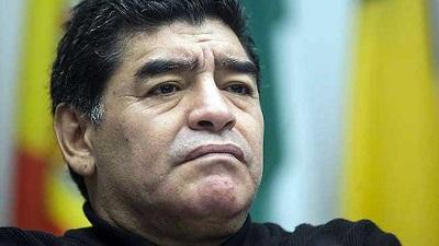 Maradona dice que Blatter en la FIFA es 'un dictador de por vida'