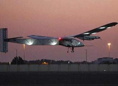 El Solar Impulse pospone su travesía por el Pacífico debido al mal tiempo