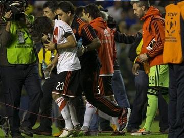 Boca Juniors expulsó a los barras bravas que tiraron gas pimienta