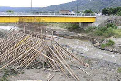 La construcción del puente El Guabito con 60% de avance