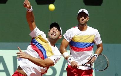 Los colombianos Farah y Cabal se despiden de Wimbledon en segunda ronda
