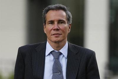 Hija mayor de Nisman pide esclarecer la muerte del fiscal