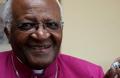 El premio nobel Desmond Tutu, hospitalizado por segunda vez en dos semanas