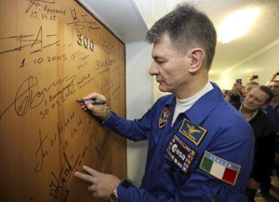 Astronauta italiano regresará al espacio a sus 60 años