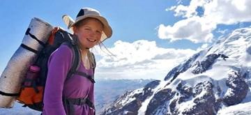 Niña neozelandesa de 11 años corona el nevado boliviano Illimani