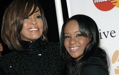 Hija de Whitney Houston descansa desde hoy junto a su madre