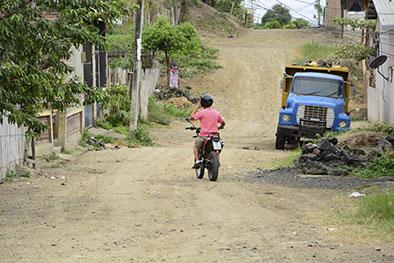 En colinas San José de  Andrés de Vera piden la reparación de las calles