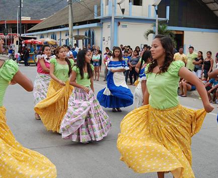 Puerto López y Olmedo celebran cantonización