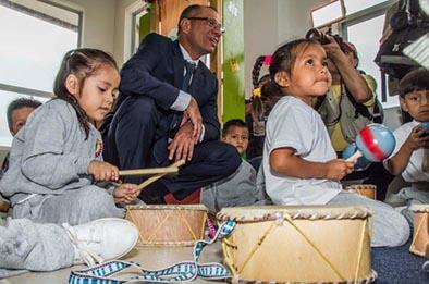 Glas inaugura escuela del Milenio y año lectivo en la Sierra y Amazonía