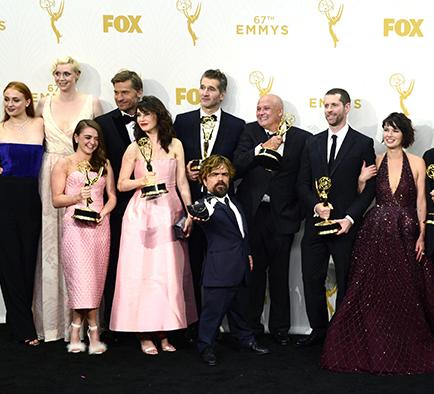 Ganan el juego de los premios Emmy