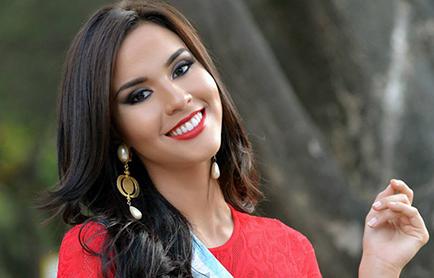 María Belén Cedeño se corona como la nueva Reina de Guayaquil