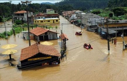 Las lluvias en el sur de Brasil dejan 20.240 damnificados