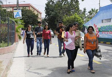 La Universidad de  Guayaquil seguirá  intervenida hasta el 2016